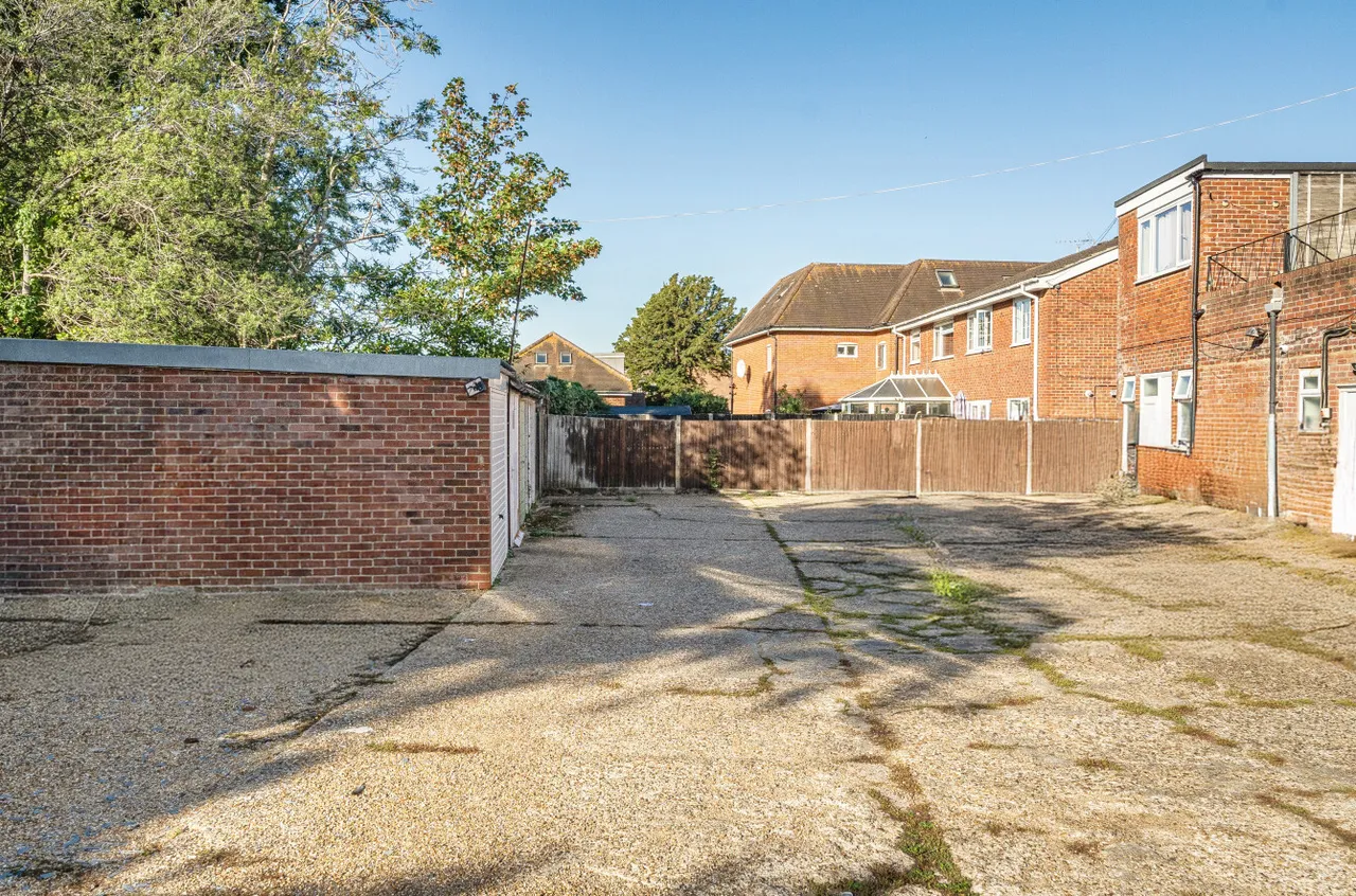 Shore Road, Warsash, SO31, photo 11