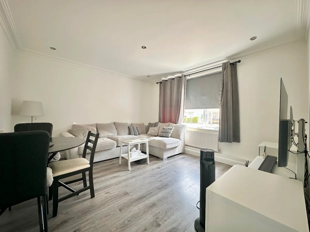 Amersham Road, Romford, photo 4