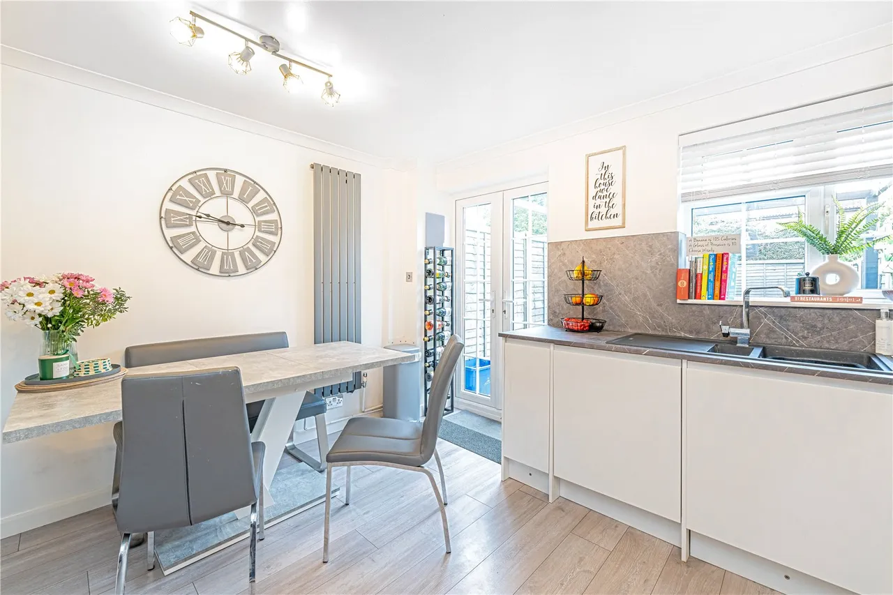 Thorncroft, Englefield Green, Egham, TW20 0SB, photo 5