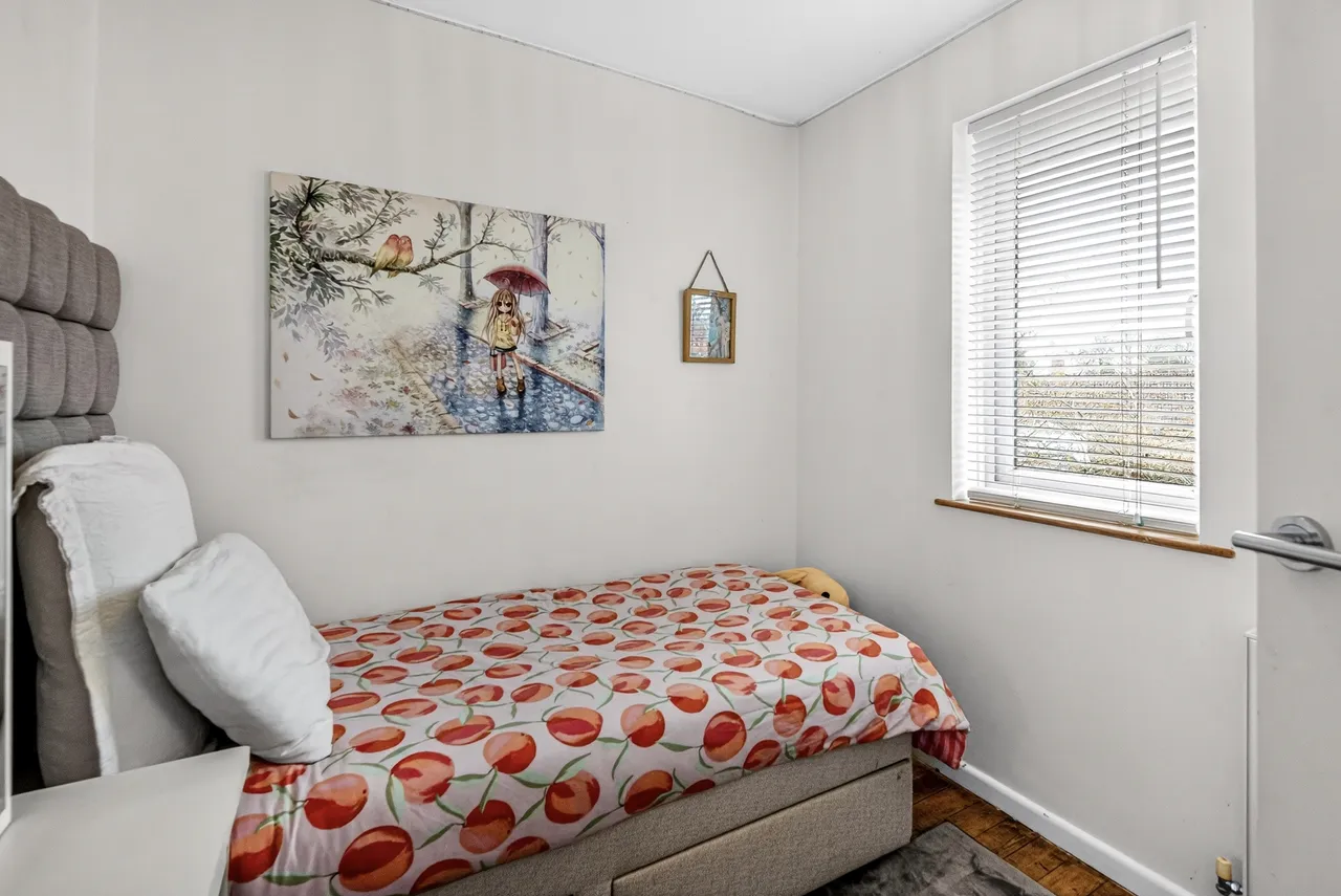 Broadleas Road, Devizes, SN10, photo 22