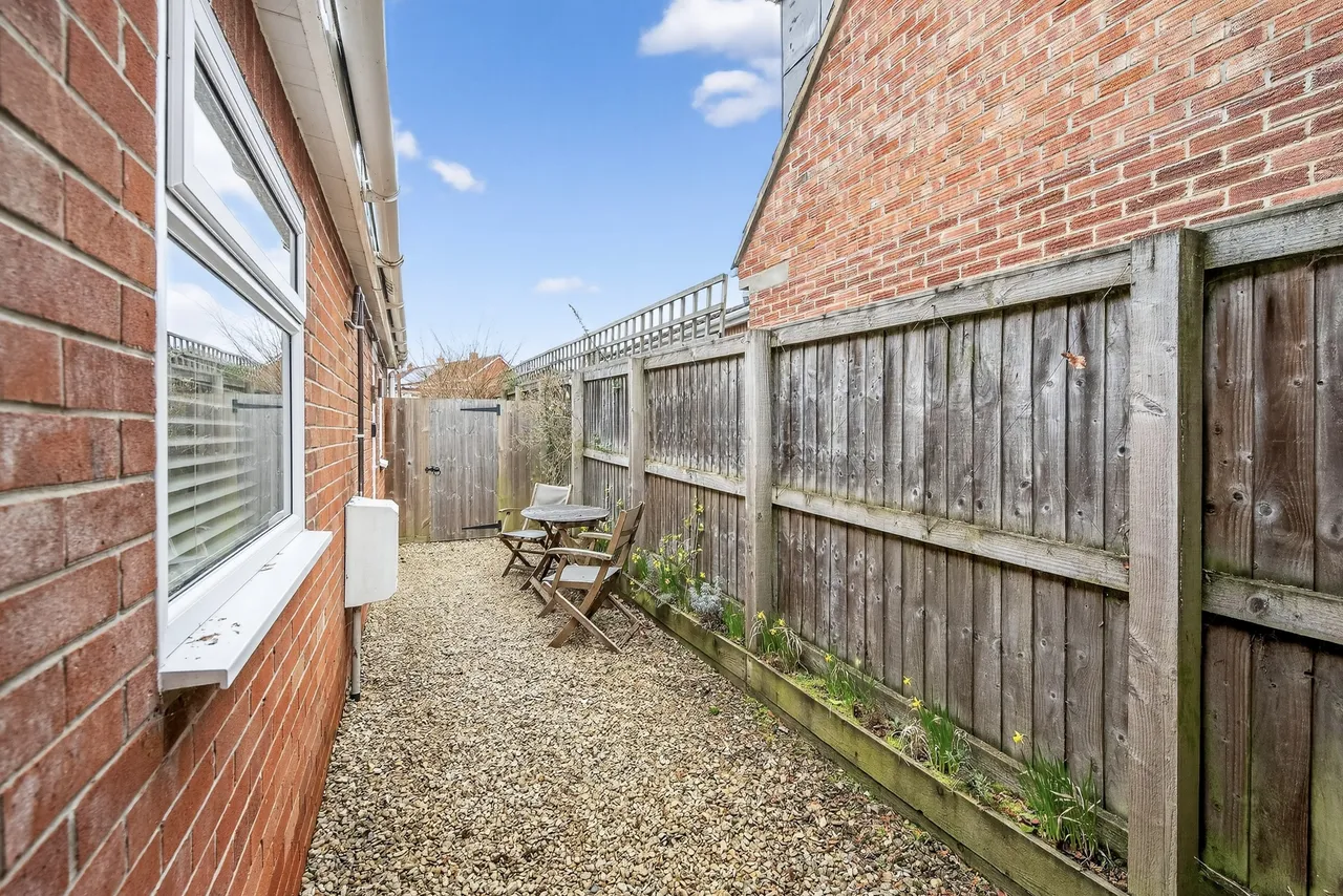 Broadleas Road, Devizes, SN10, photo 28