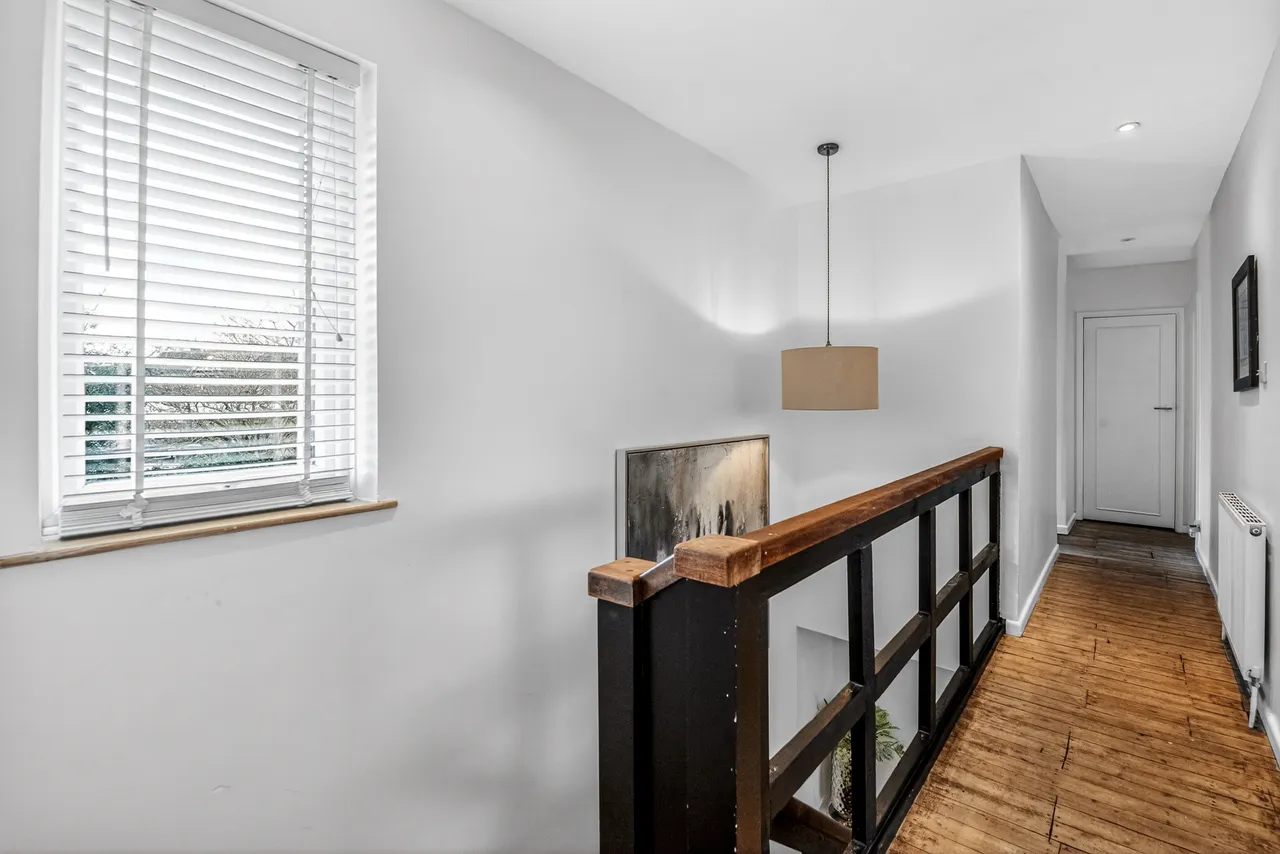 Broadleas Road, Devizes, SN10, photo 12