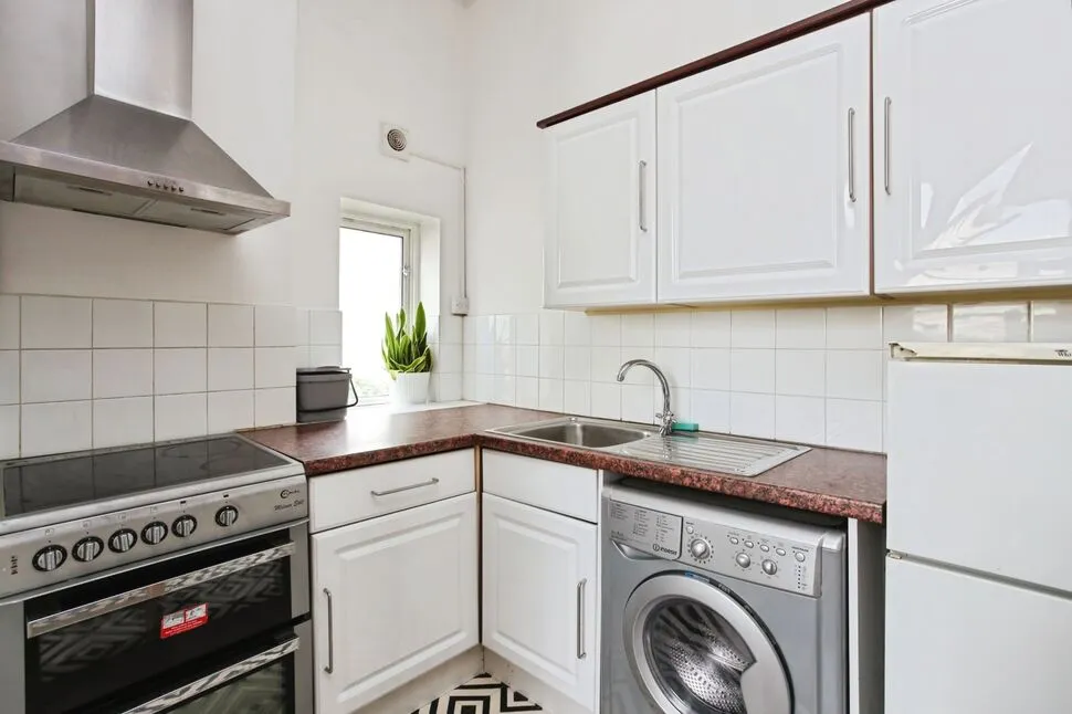 St. James Road, Tunbridge Wells, Kent, TN1, photo 2