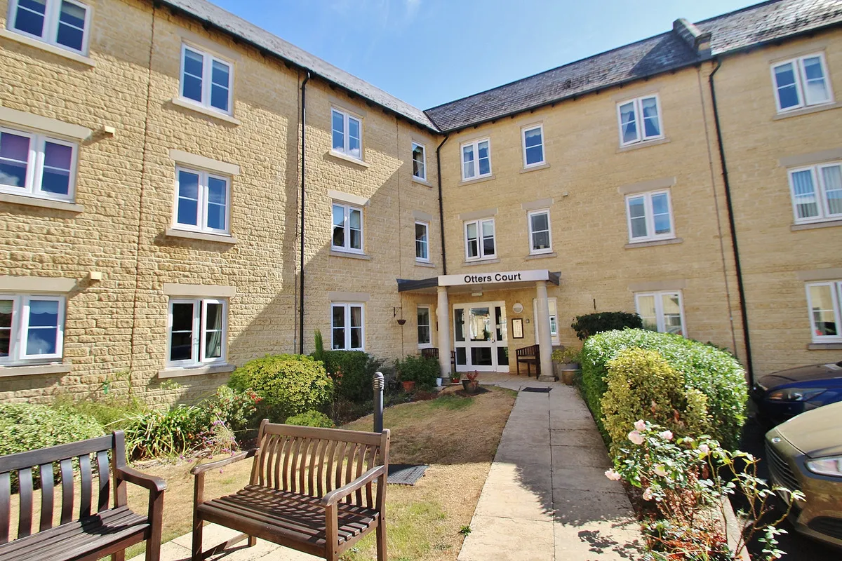 Otters Court, Witney, photo 7