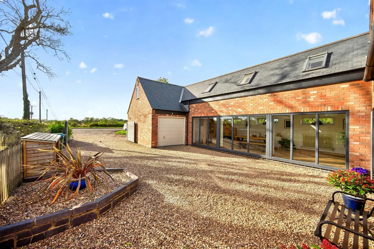Lutterworth, LE17, photo 26