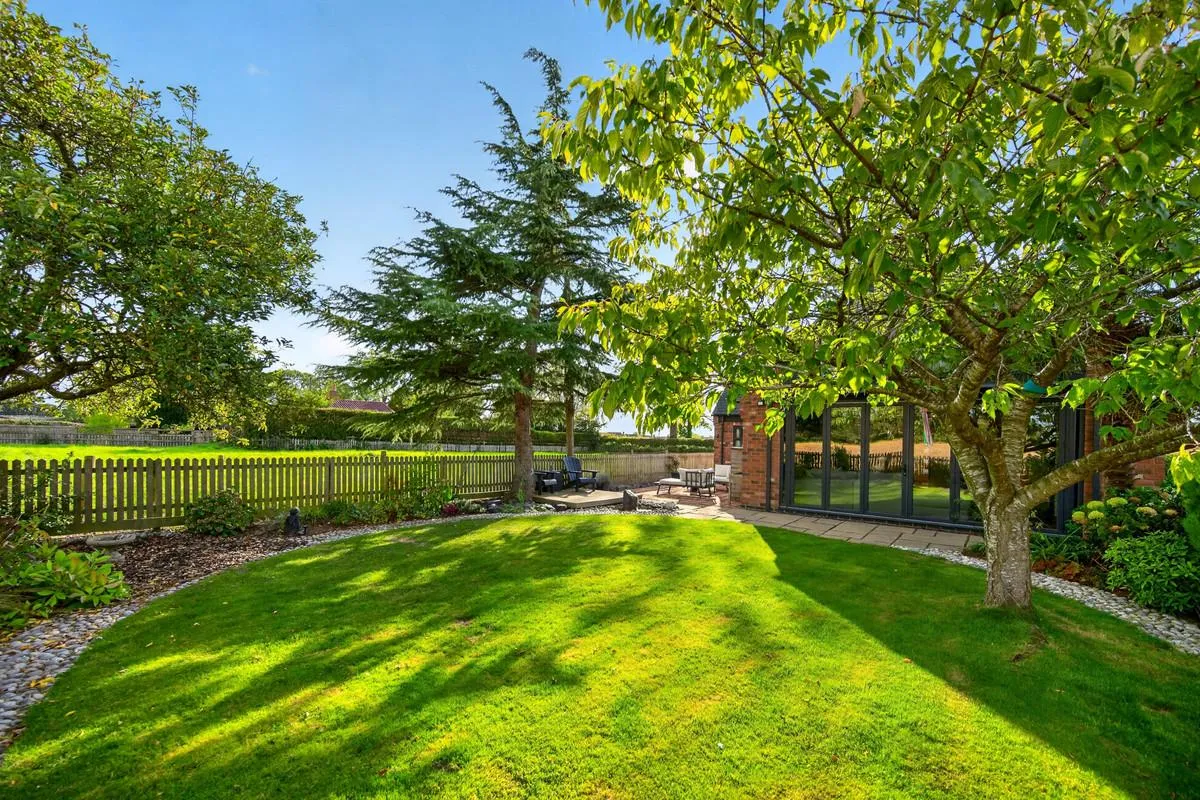 Lutterworth, LE17, photo 25