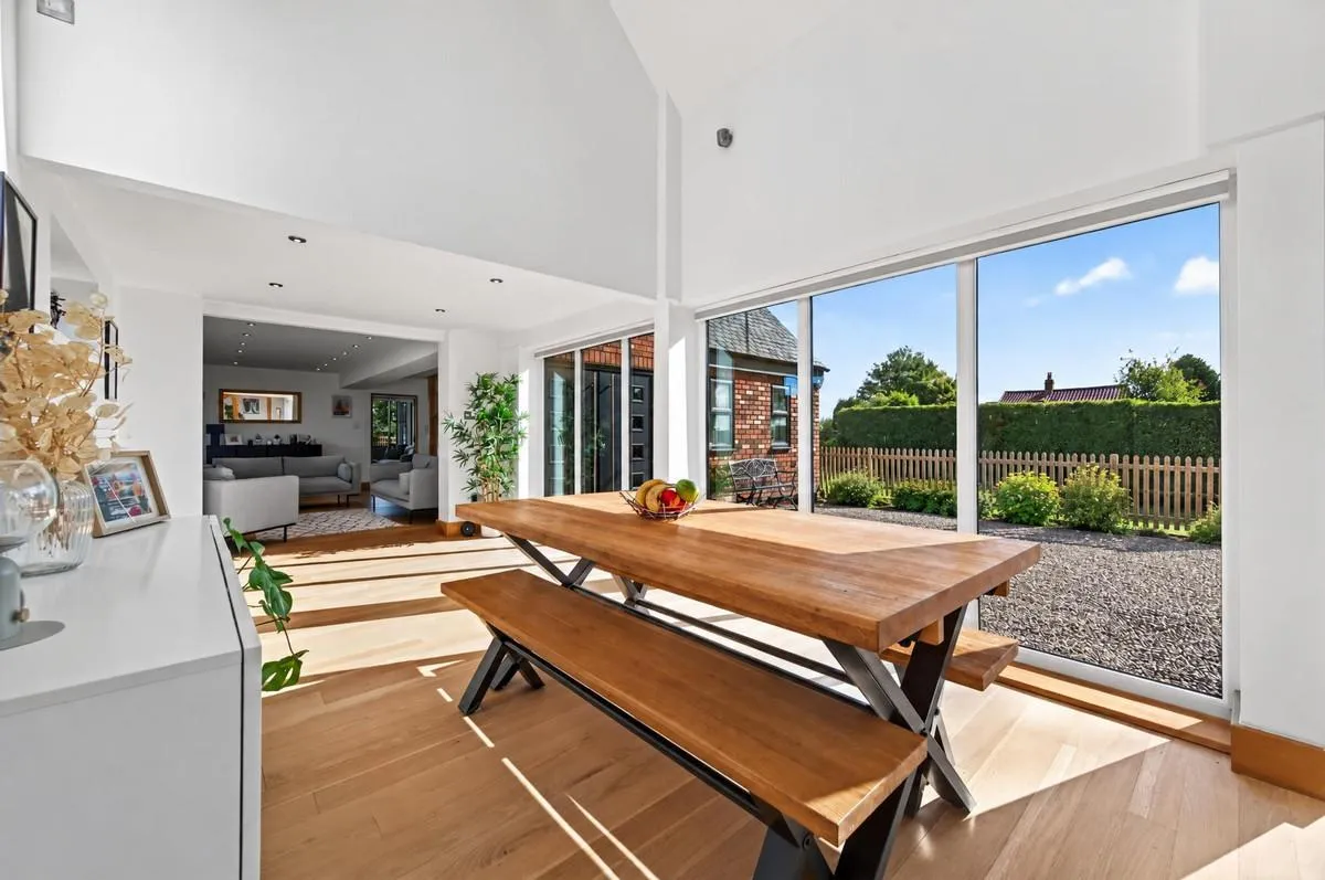 Lutterworth, LE17, photo 9