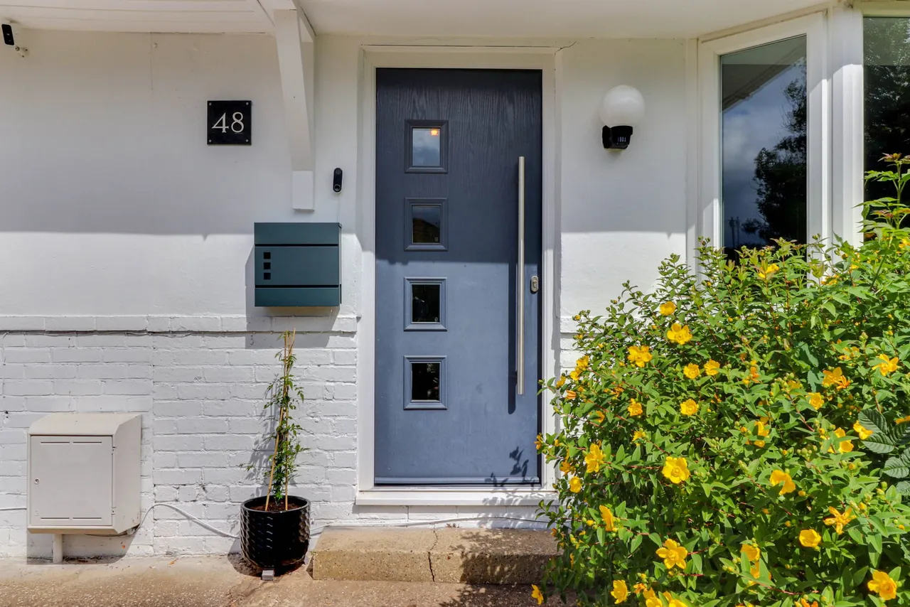 Hilley Field Lane, Fetcham, KT22 9UX, photo 4