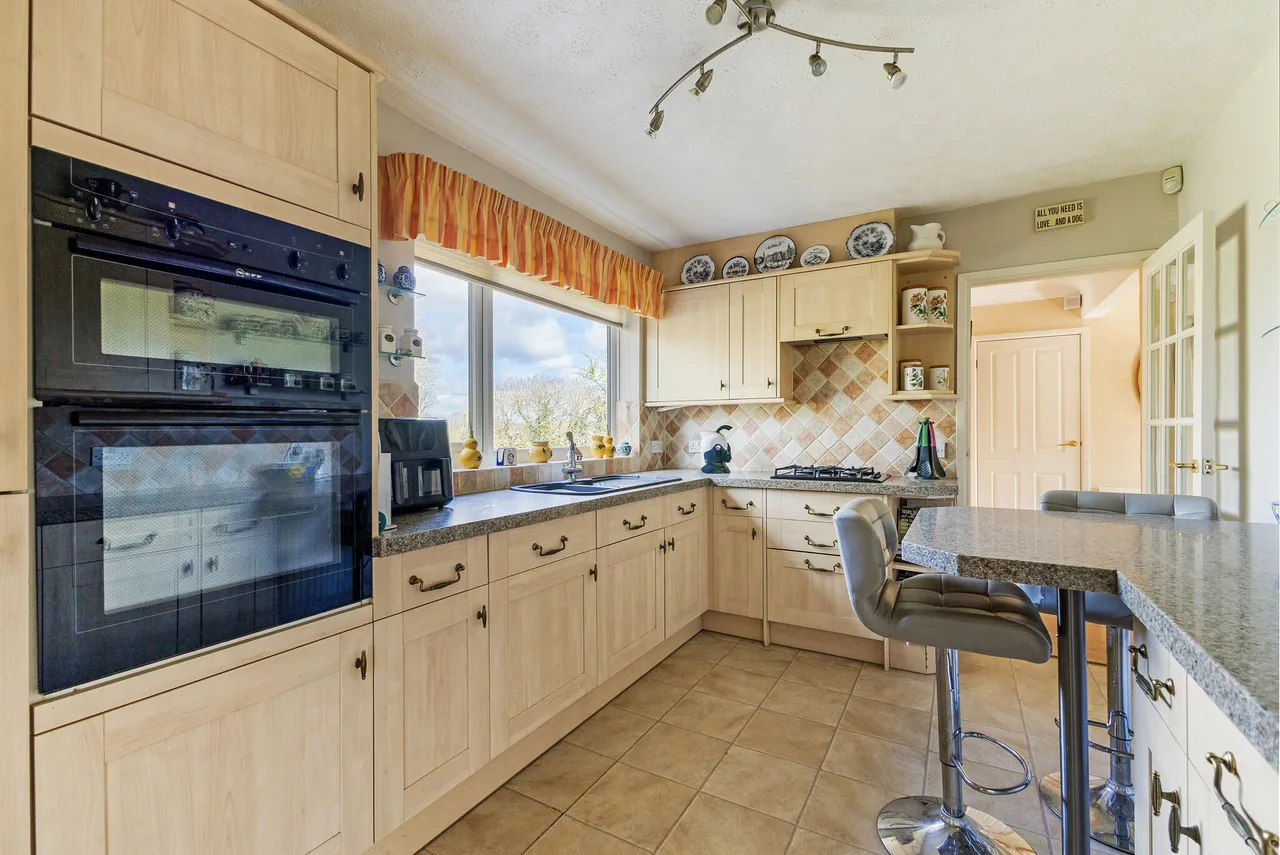 Cotswold Avenue, Cirencester, GL7, photo 6
