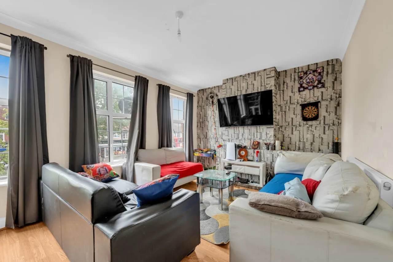 Well Hall Road, Eltham, SE9 6TY, photo 11