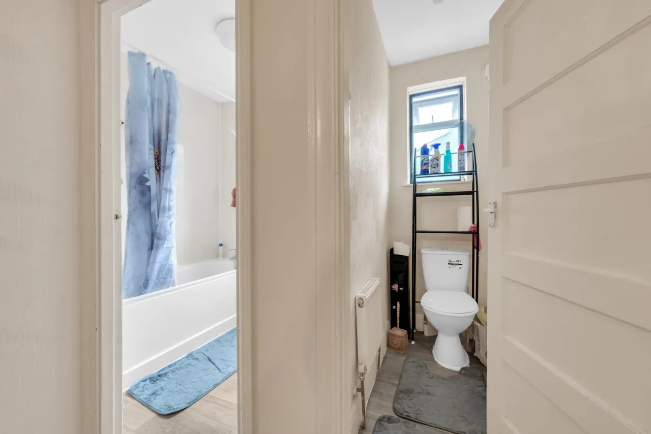 Well Hall Road, Eltham, SE9 6TY, photo 18