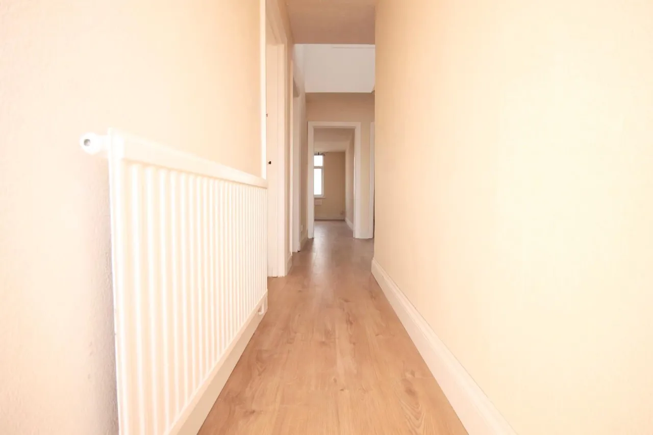 Grays, Essex, RM17 5RZ, photo 3