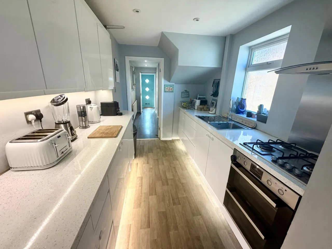 Ashleigh Avenue, Surrey Egham, TW20, photo 4
