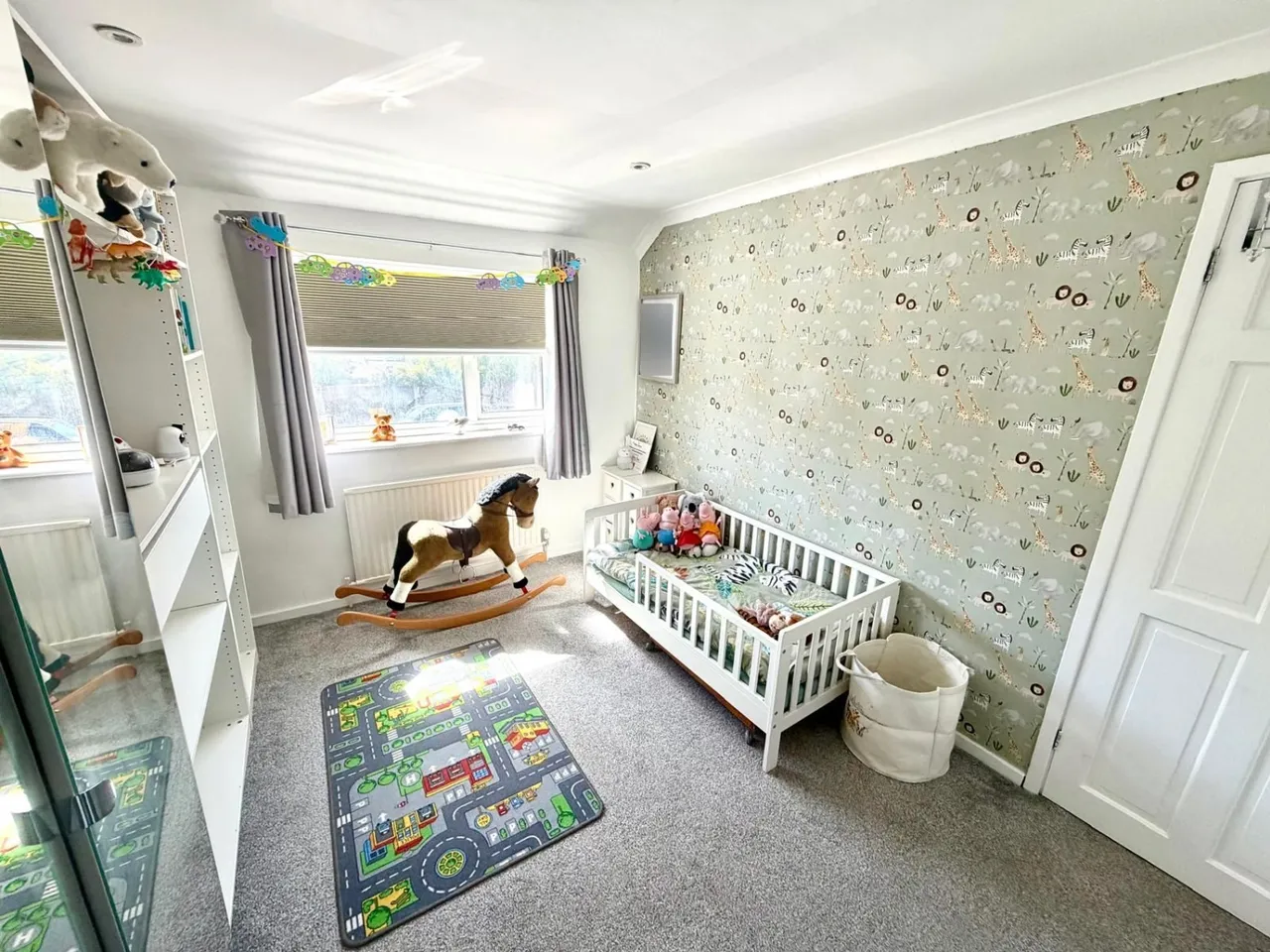 Ashleigh Avenue, Surrey Egham, TW20, photo 6