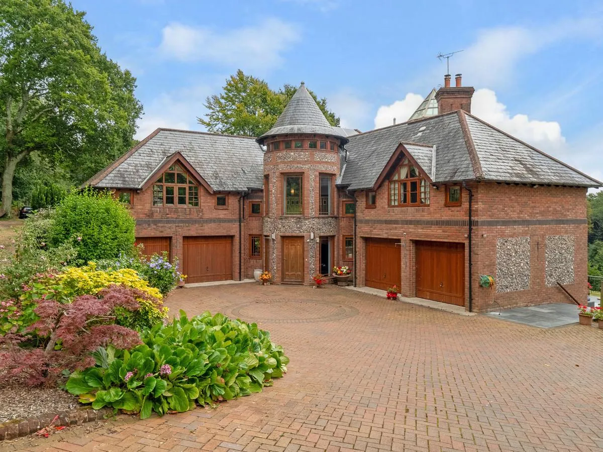 Bishops Lane, Shirrell Heath Southampton, photo 3