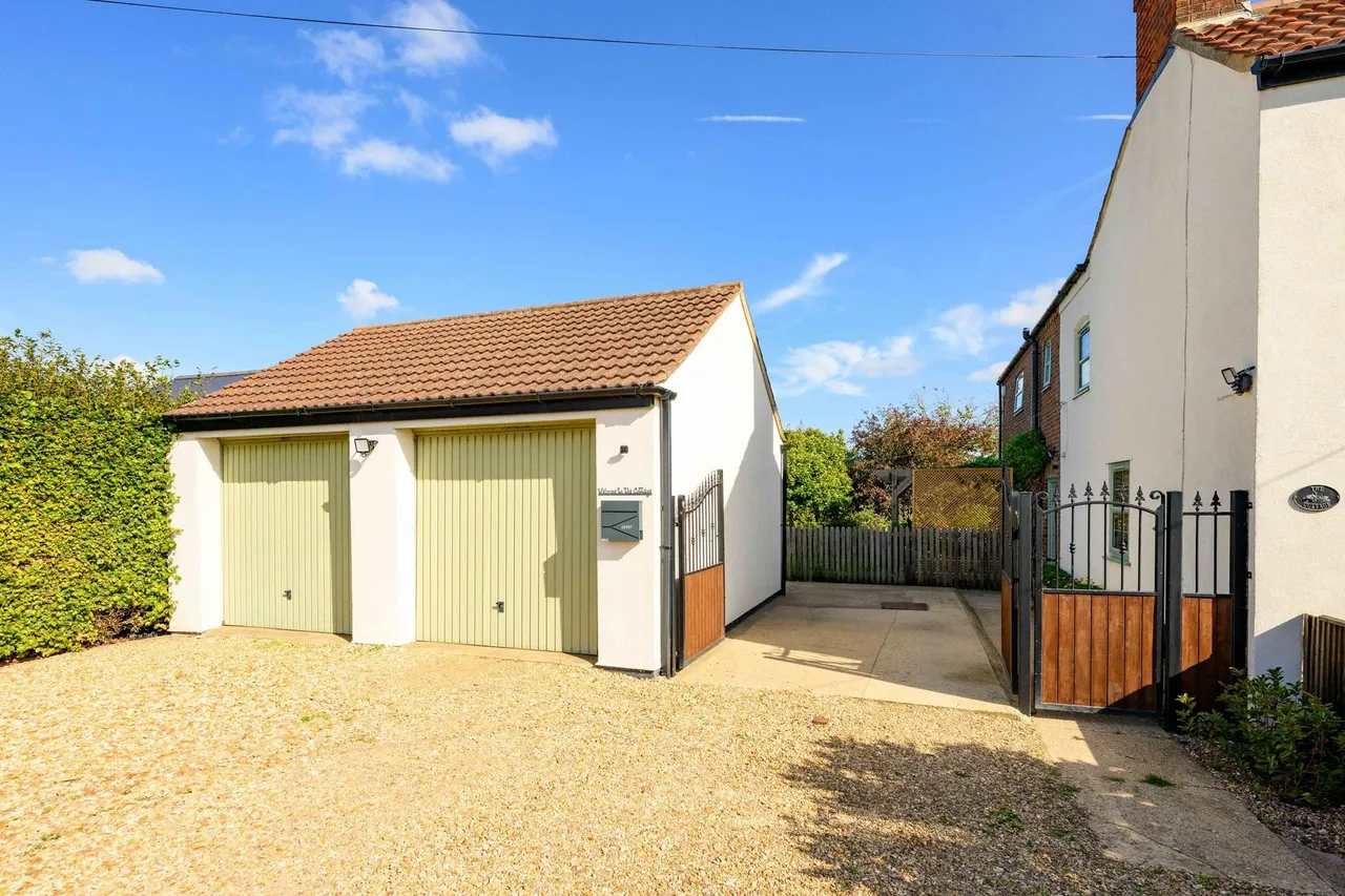 Silvertoft Lane, Frampton West, PE20, photo 43
