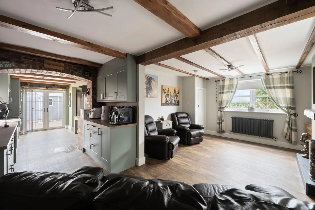 Silvertoft Lane, Frampton West, PE20, photo 8