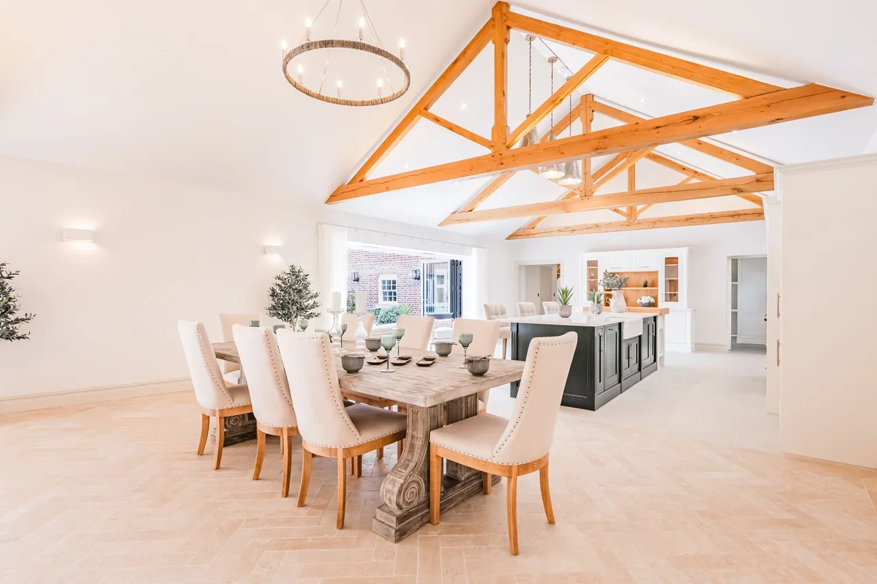 An Exceptionally Refurbished Period H, photo 8