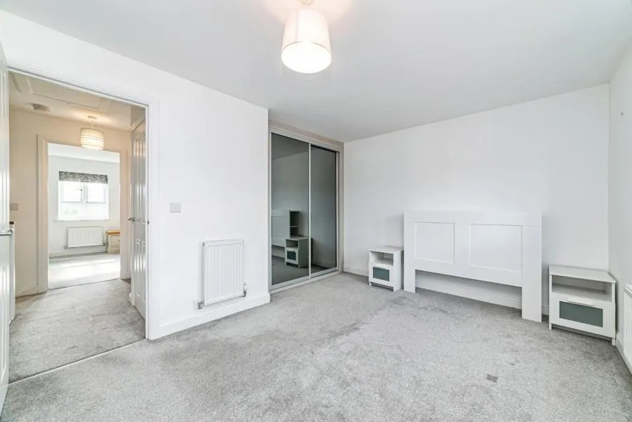 Fairstone, Newbury, RG14, photo 25