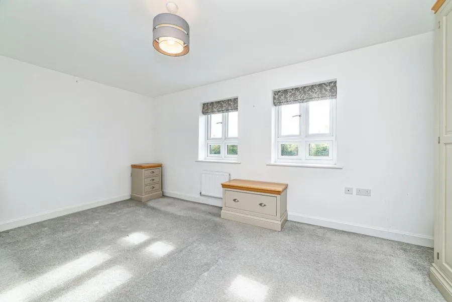 Fairstone, Newbury, RG14, photo 20