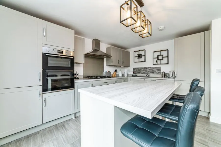 Fairstone, Newbury, RG14, photo 8