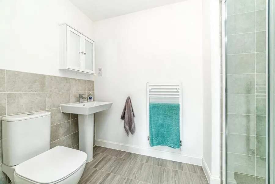 Fairstone, Newbury, RG14, photo 22