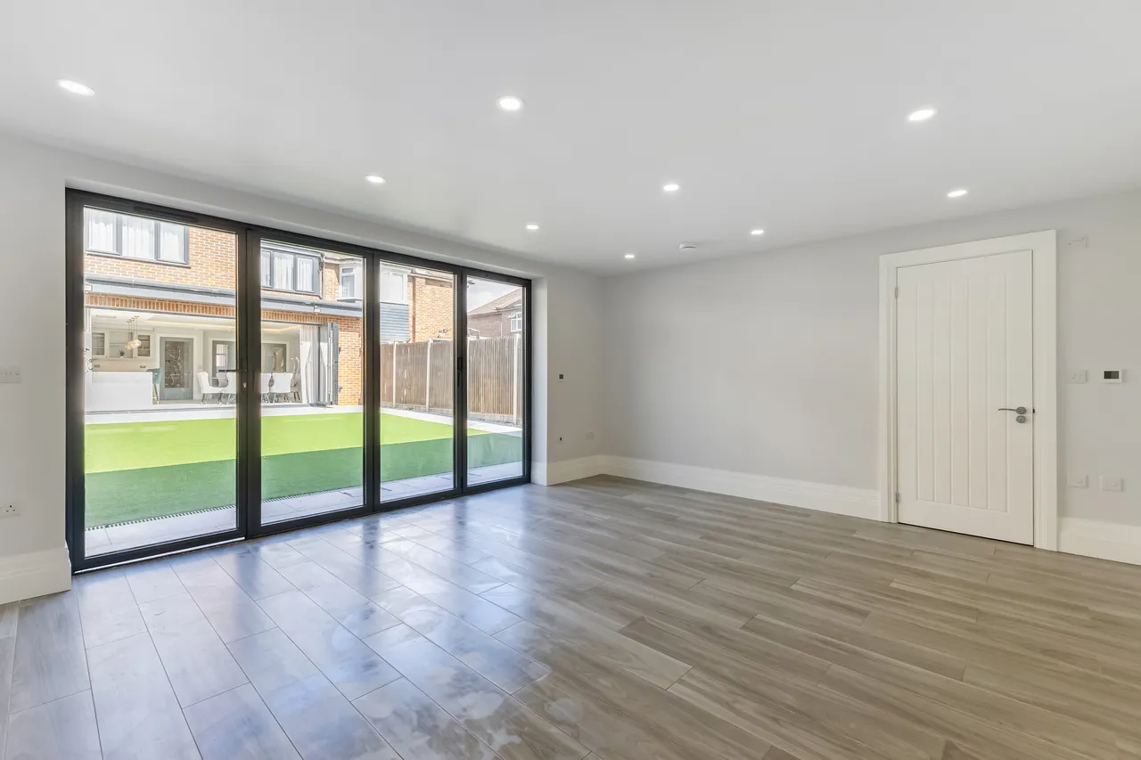 Wemborough Road, Stanmore, HA7, photo 7