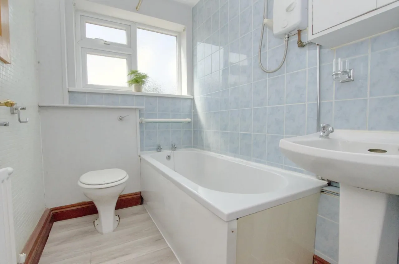 Bursledon Road, Southampton, SO19 8NH, photo 7