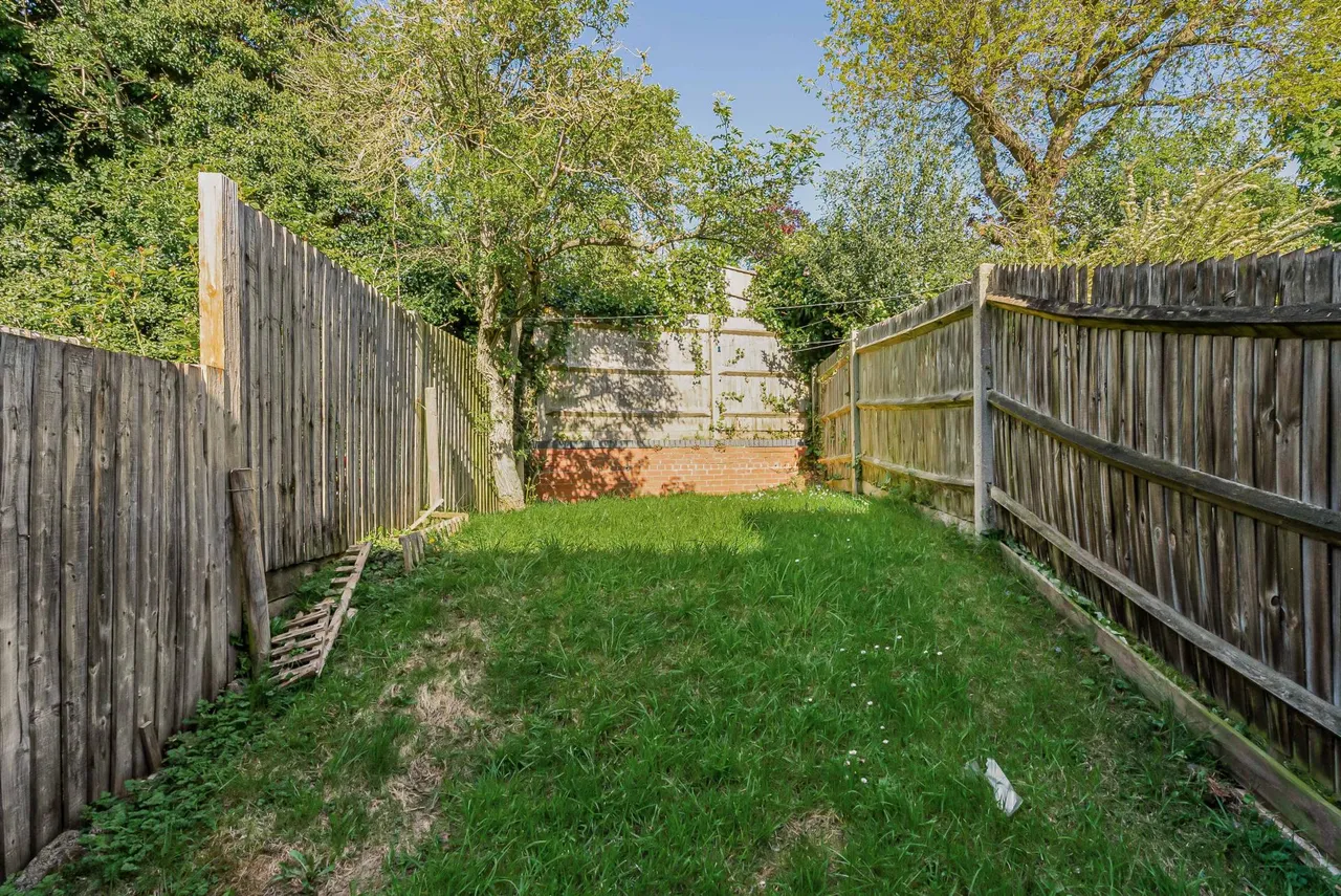 Tudor Close, Hatfield, AL10, photo 9