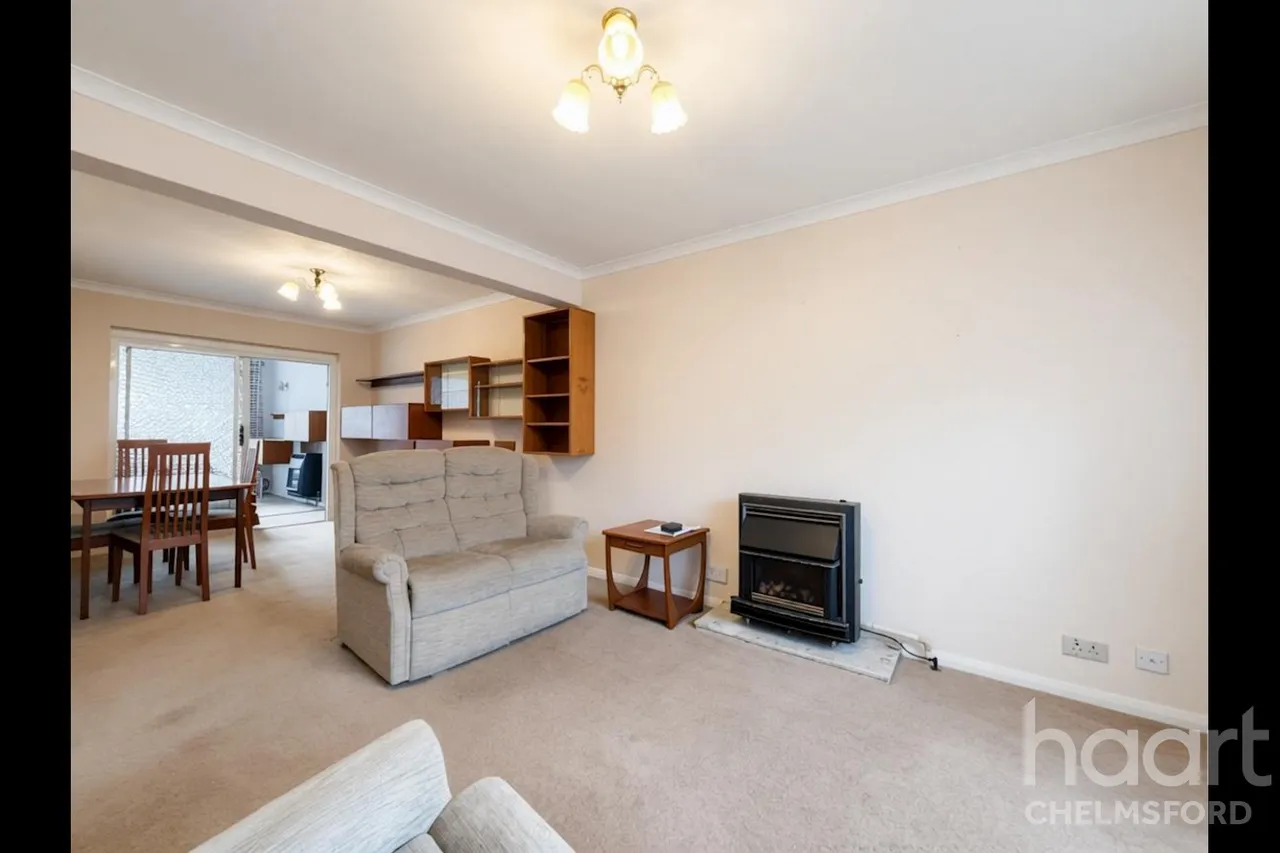 St. Marys Close, CM2, photo 4