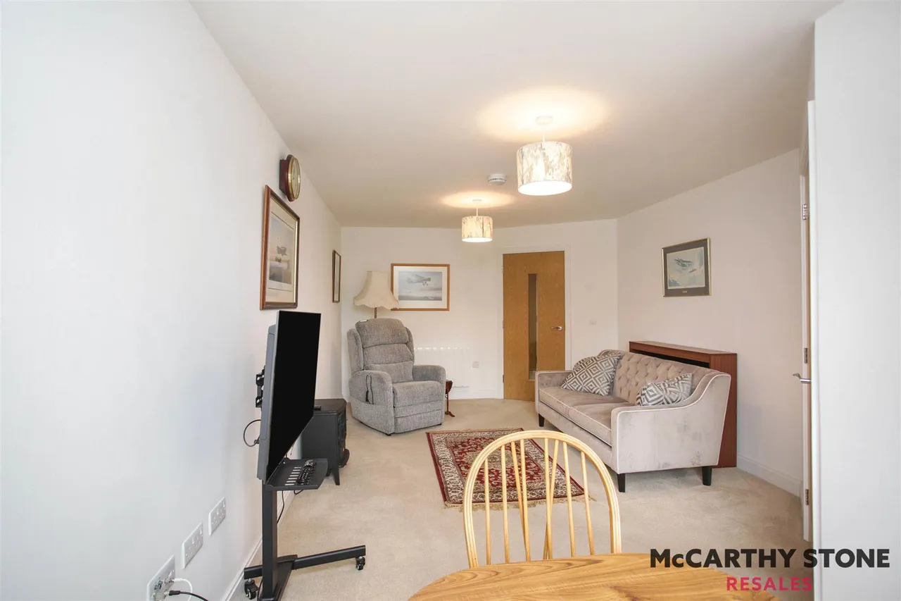 Church Street, Nuneaton, CV11, photo 4