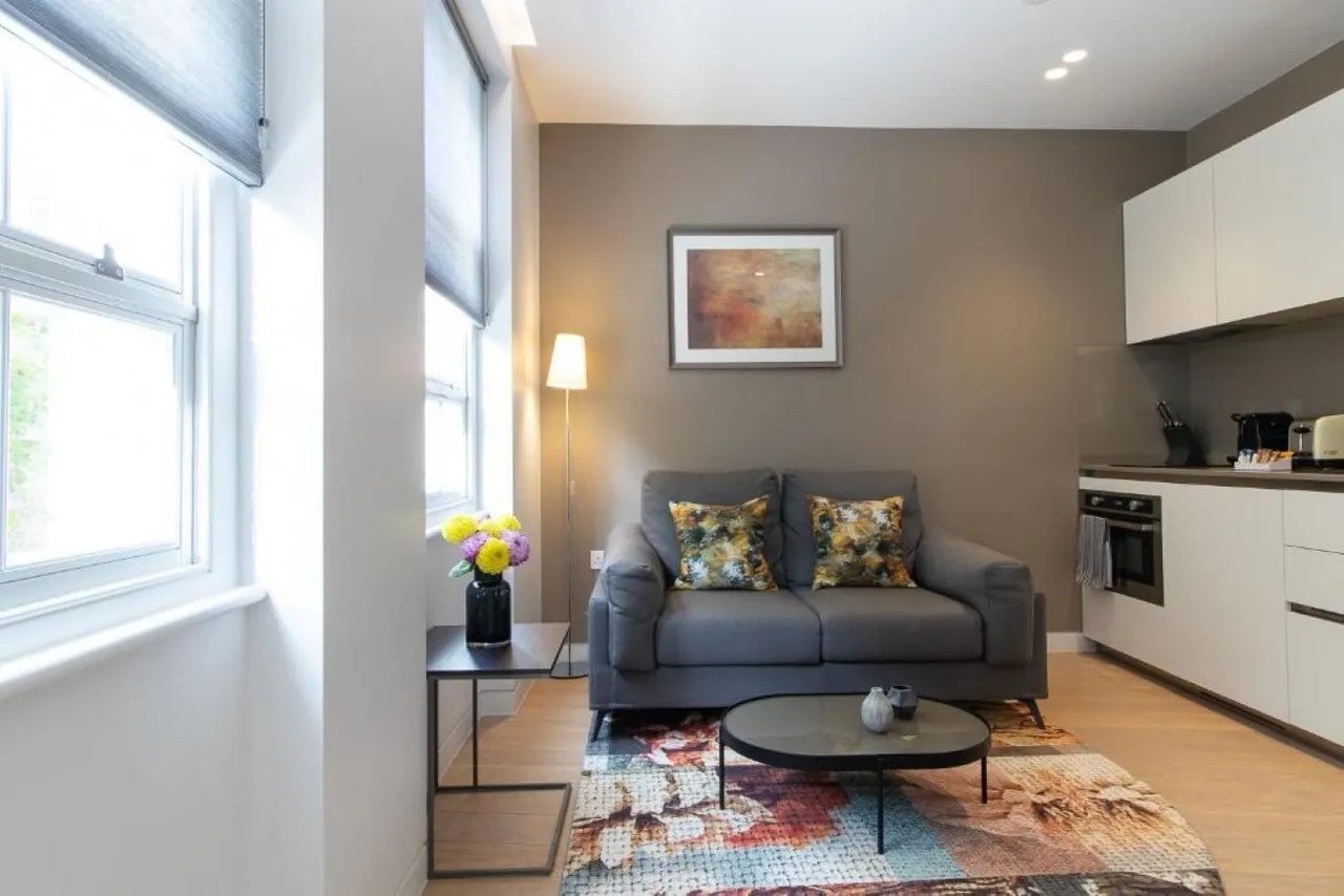 Oriel Place, London, NW3, photo 4