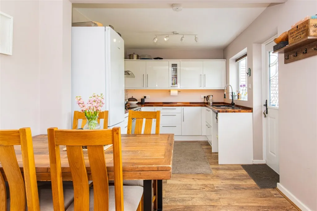 Orlingbury Road, Little Harrowden, photo 3
