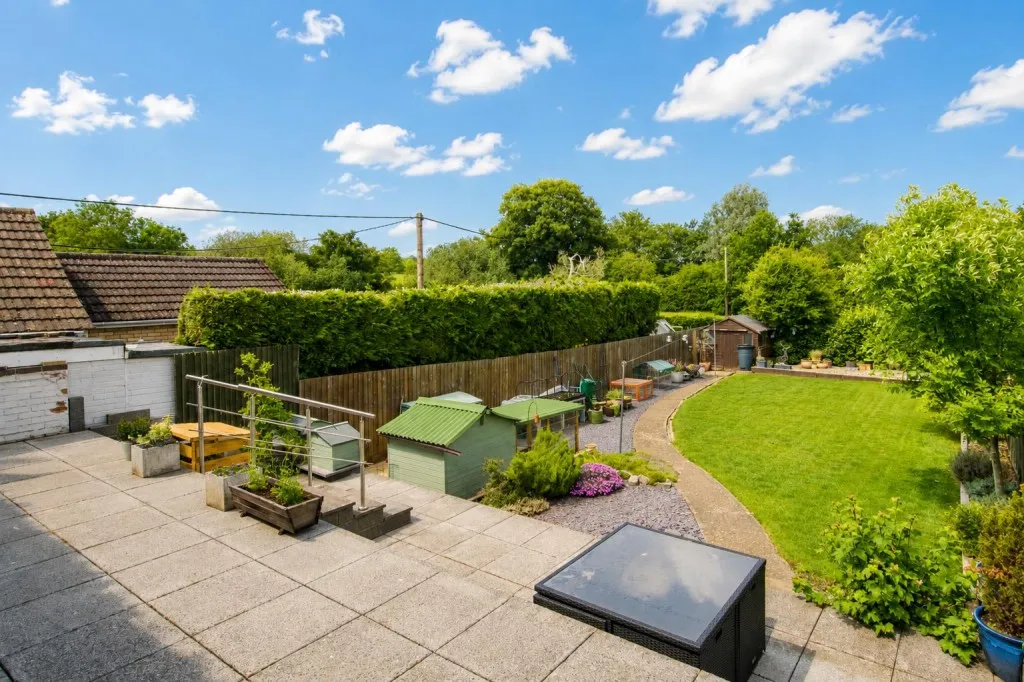 Orlingbury Road, Little Harrowden, photo 22