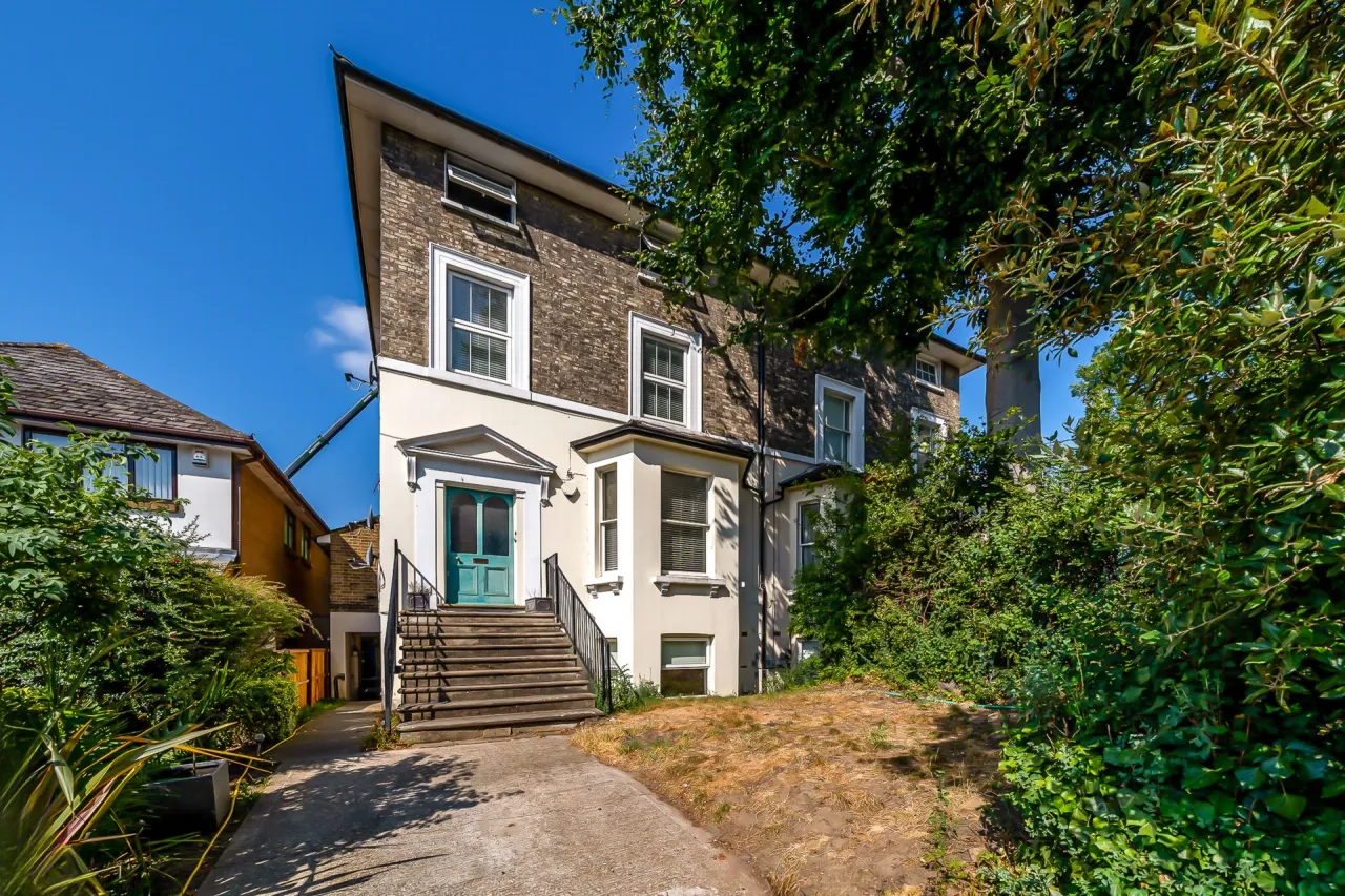 Southend Crescent, Eltham, SE9 2SB, photo 13