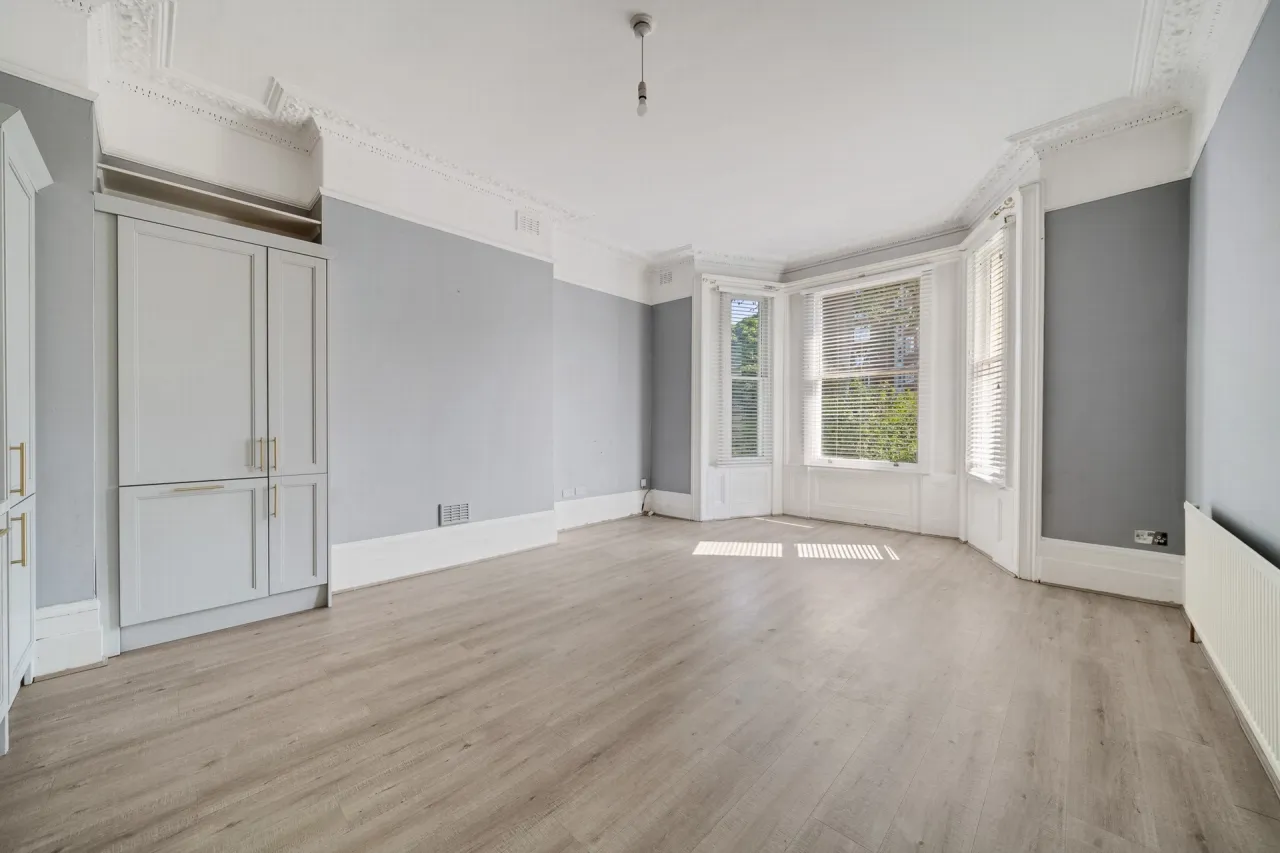 Southend Crescent, Eltham, SE9 2SB, photo 17
