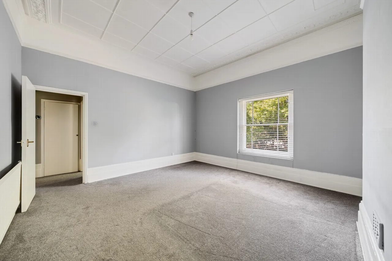 Southend Crescent, Eltham, SE9 2SB, photo 7