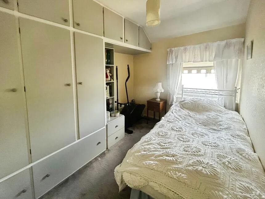 Robin Grove, Wolverhampton, West Midlands, WV11, photo 11