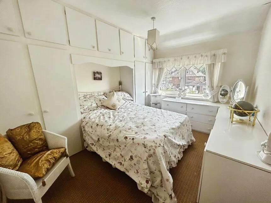Robin Grove, Wolverhampton, West Midlands, WV11, photo 10