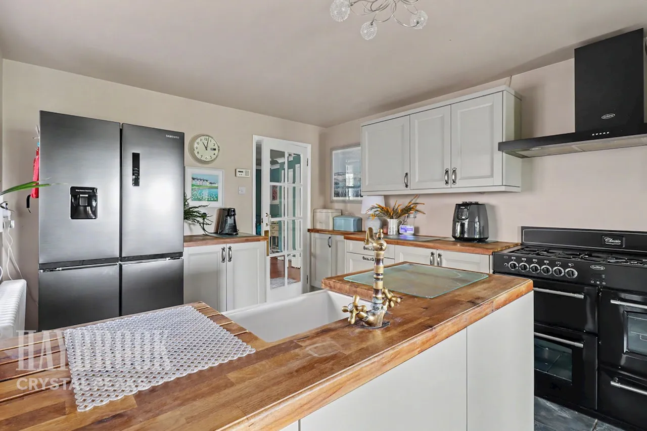 Ashley Lane, Killamarsh, photo 6