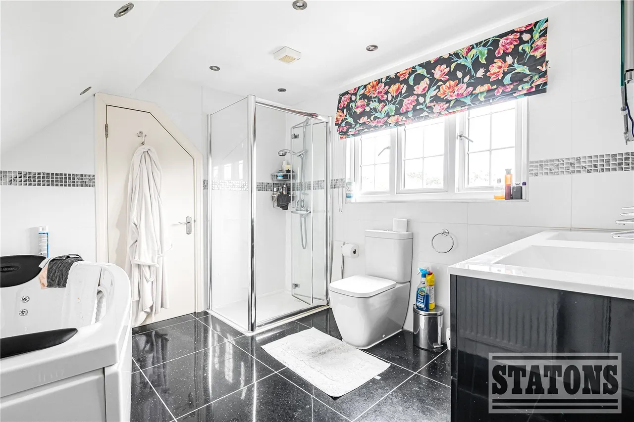 The Avenue, Potters Bar, Hertfordshire, EN6 1ED, photo 19