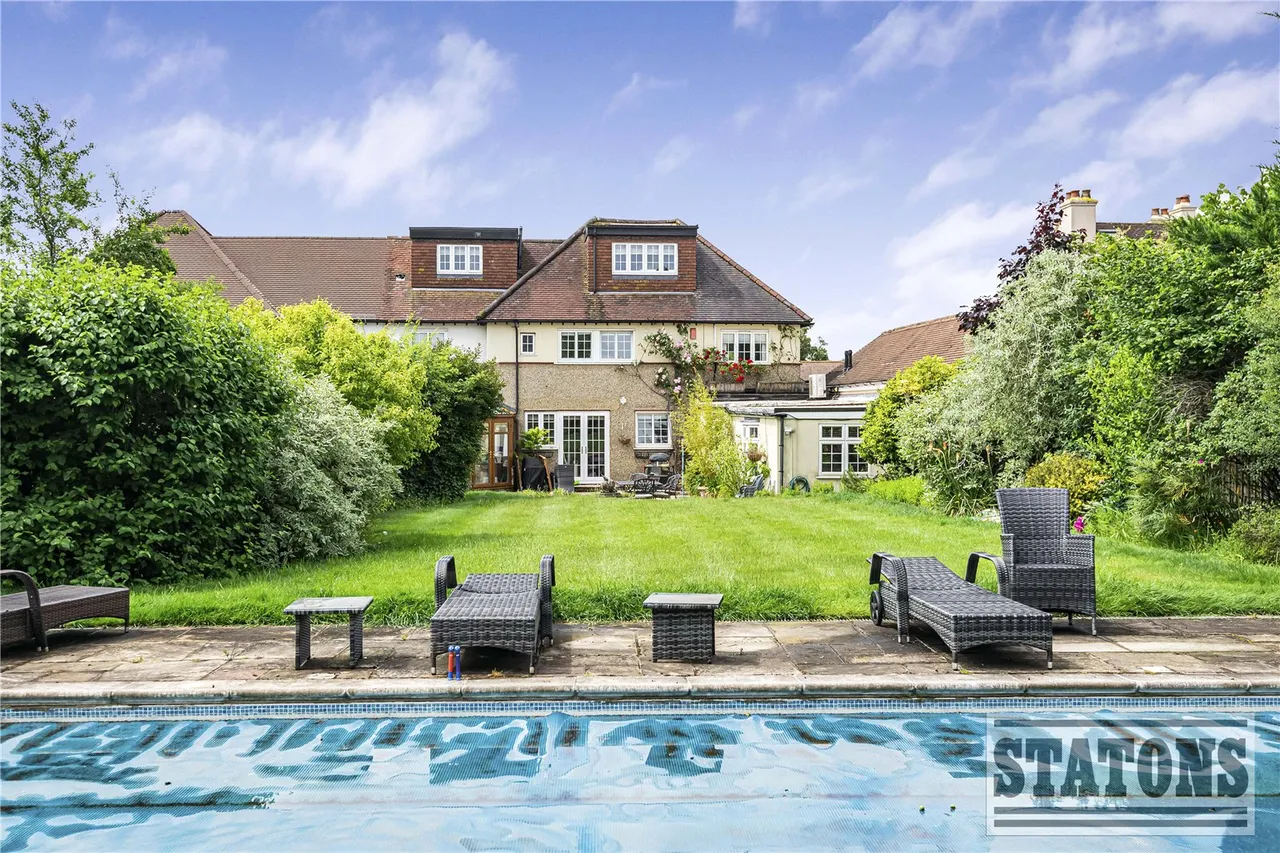 The Avenue, Potters Bar, Hertfordshire, EN6 1ED, photo 26