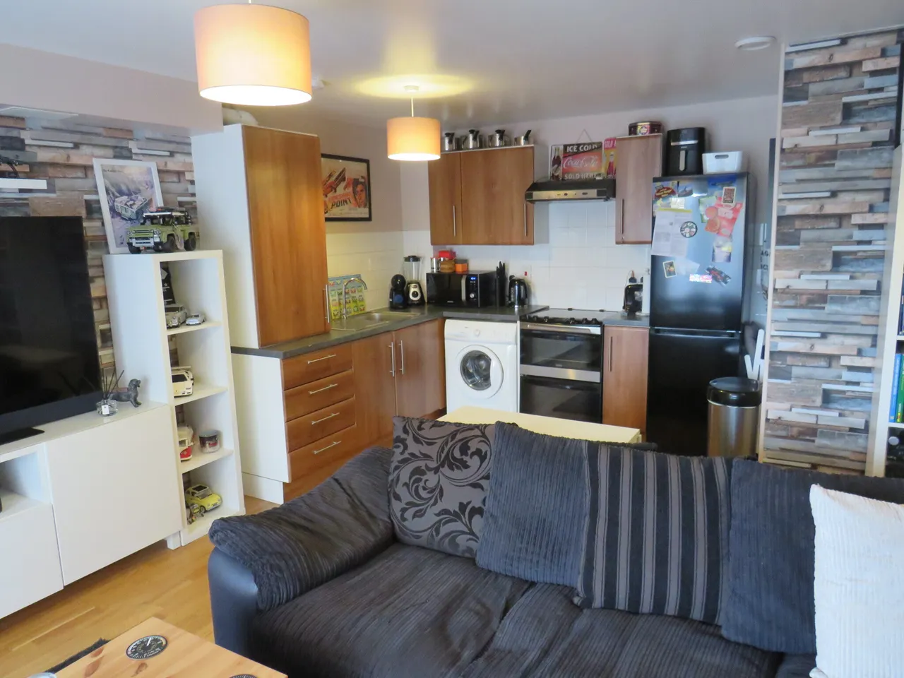 Rainham Road South, Dagenham, photo 5