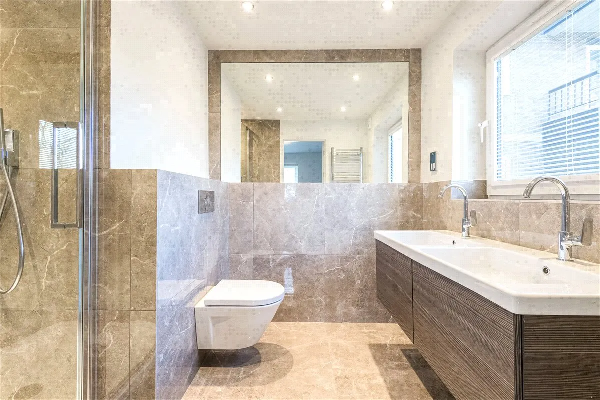 St. Marys Walk, HG2, photo 10