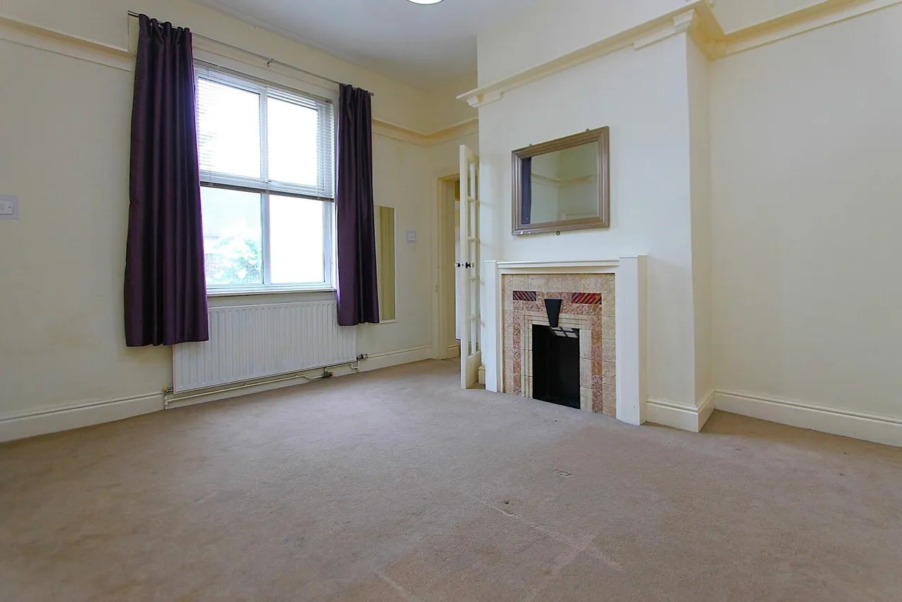 Hagley Road, Oldswinford, Stourbridge, photo 9