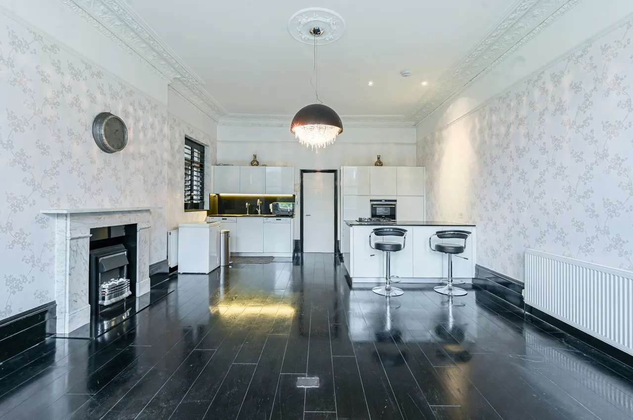 Flat 6, 65 Warwick Road, London, photo 8