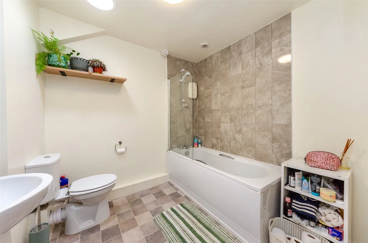 Llanrug, Caernarfon, LL55, photo 8