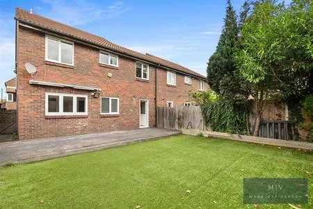 Blossom Close, South Croydon, photo 7