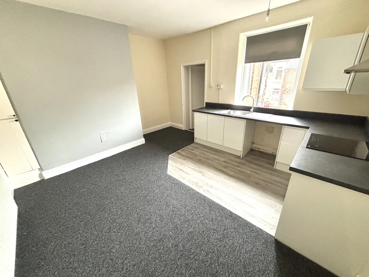 Gray Terrace, Stanley, DH9, photo 5