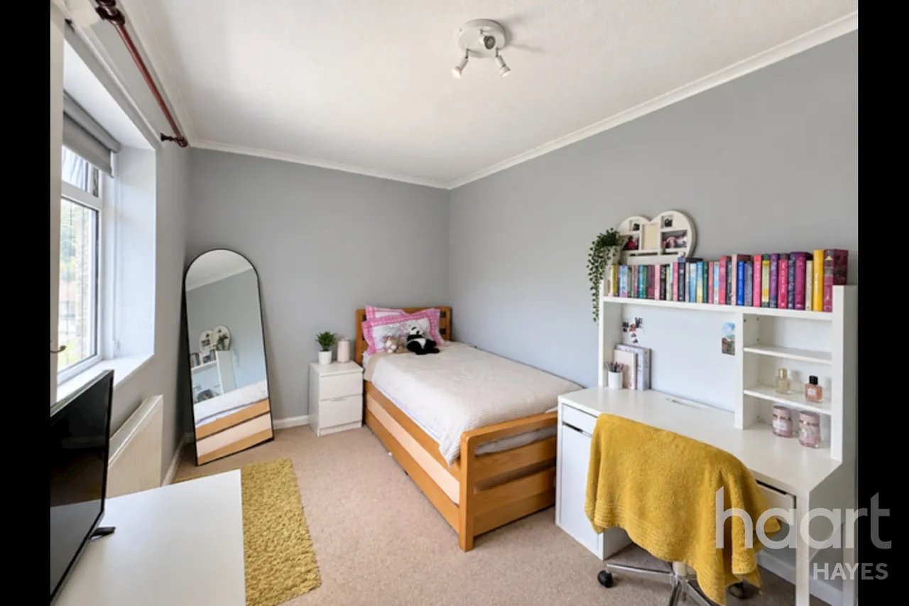 Appletree Avenue, West Drayton, UB7, photo 10